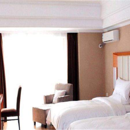 Starway Harbin West Wanda Hotel Bagian luar foto